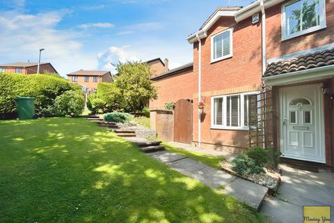Bayleys Drive, Hanham, Bristol, BS15 8DP 3 bed semi