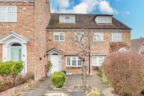 Pickford Road, Markyate, St. Albans, AL3 3 bed terraced house for sale