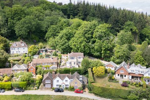 Coldharbour, Dorking 3 bed detached house for sale