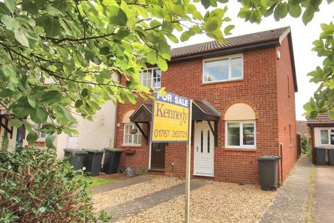 Paddocks Chase, Potton, Sandy 2 bed end of terrace house for sale