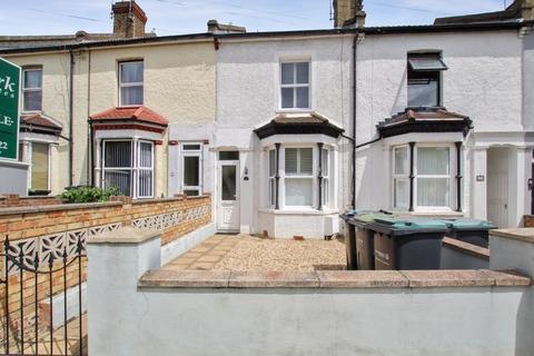Vale Road, Northfleet 2 bed terraced house for sale