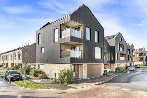 Trumpington, Cambridge CB2 5 bed end of terrace house for sale