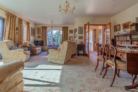 High Street, Leiston, IP16 4BX 4 bed detached bungalow for sale