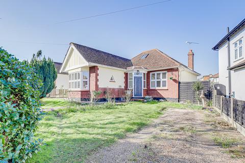 Exford Avenue, Westcliff
