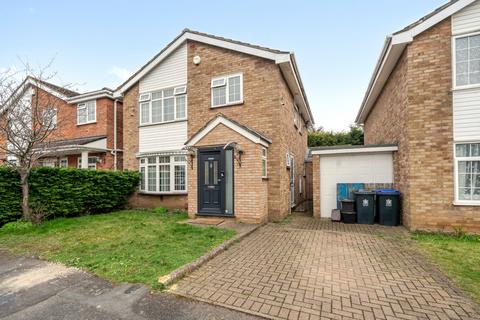 Stafford Close, Taplow... 4 bed detached house for sale