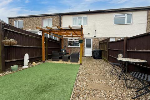 Knightsbridge Road, Glen Parva LE2 2 bed townhouse for sale