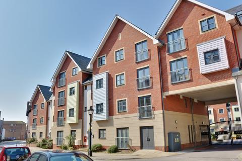St James's Street, Portsmouth 2 bed apartment for sale