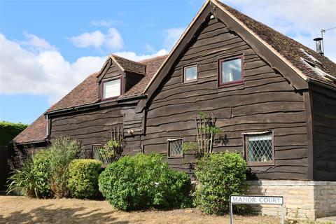 Broughton Hackett, Worcester WR7 3 bed detached house for sale