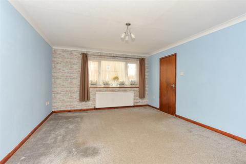 Broad Street, Sheerness ME12 3 bed semi