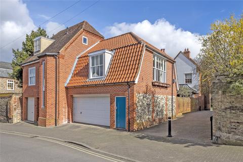 Bury St Edmunds, Suffolk 3 bed townhouse for sale