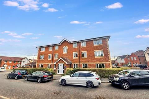Broad Oak Close, Eastbourne 2 bed flat for sale