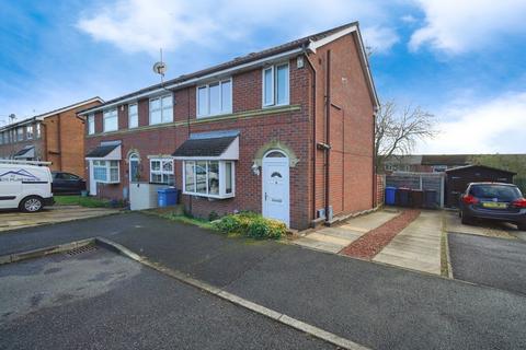 Linnets Wood Mews, Manchester M28 3 bed mews for sale