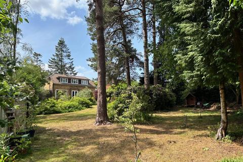 Hillcrest Road, Camberley GU15 4 bed detached house for sale