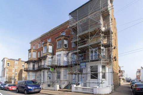 Edgar Road, Cliftonville, CT9 2 bed flat for sale