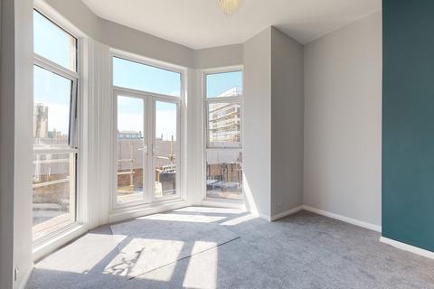 Edgar Road, Cliftonville, CT9 2 bed flat for sale