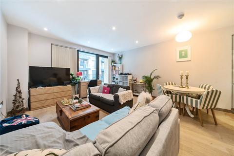 Drapers Yard, London 1 bed apartment for sale