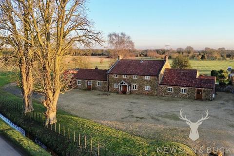 Gayton Road, King's Lynn PE32 6 bed farm house for sale