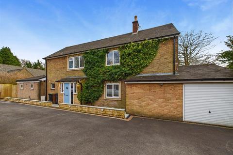 Watford Road, Buxton 4 bed detached house for sale