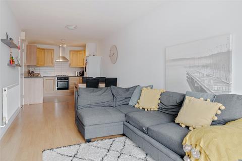 Liscombe, Berkshire RG12 1 bed apartment for sale