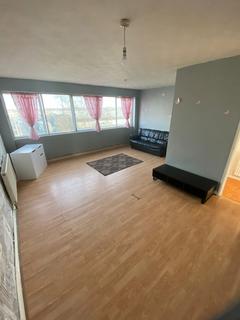 LUTON, LU1 3 bed flat for sale