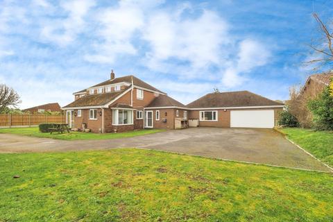 Trent View, Gainsborough DN21 5 bed detached house for sale