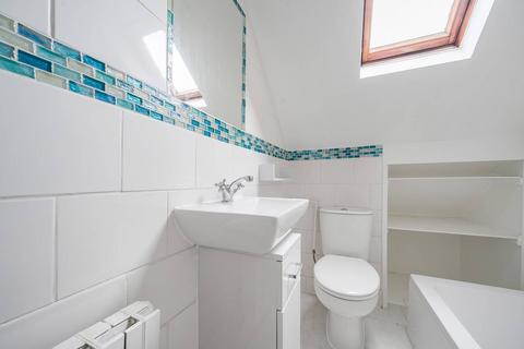 Balham High Road, Balham, London, SW12 1 bed flat for sale