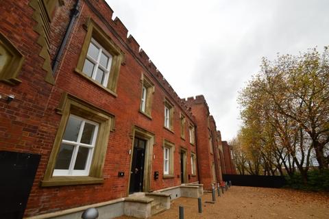Wellesley Road, London 1 bed apartment for sale