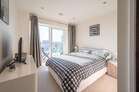 Aerodrome Road, Colindale, London, NW9 2 bed flat for sale