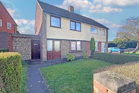 Turton Road, TIPTON, DY4 9LW 3 bed semi