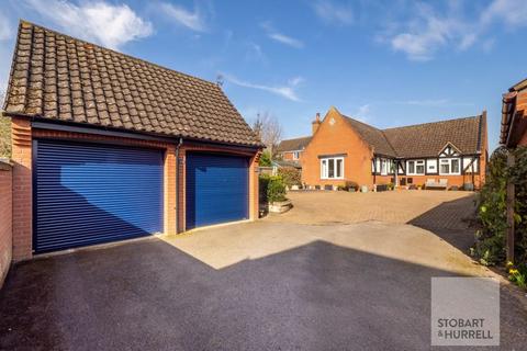 Abbot Road, Norwich NR12 3 bed bungalow for sale