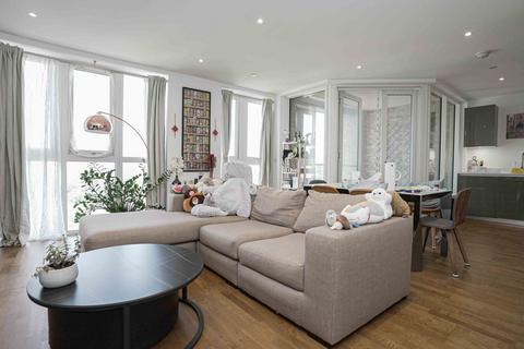 Victory Parade, Royal Arsenal SE18 3 bed apartment for sale