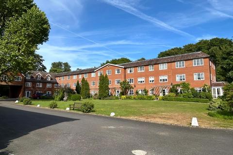 Chapel Road, Hothfield, Ashford... 2 bed apartment for sale