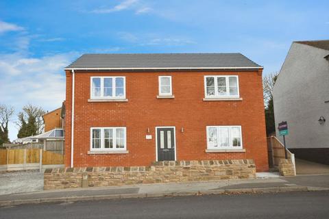 Holmgate Road, Clay Cross... 3 bed detached house for sale