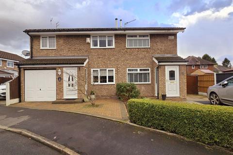 Threshfield Drive, Altrincham WA15 4 bed semi