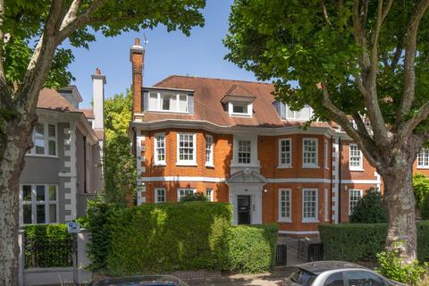 Elsworthy Road, Primrose Hill... 2 bed apartment for sale