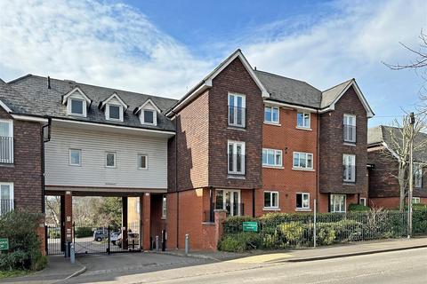 89 Ladbroke Road, Redhill 2 bed retirement property for sale