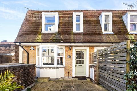 Dukes Lane, Brighton, East Sussex, BN1 2 bed maisonette for sale