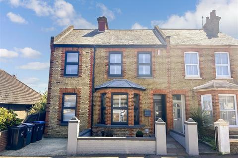 Kings Avenue, Ramsgate, Kent 4 bed semi