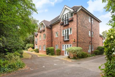 Central Headington,  Oxford,  OX3 2 bed flat for sale