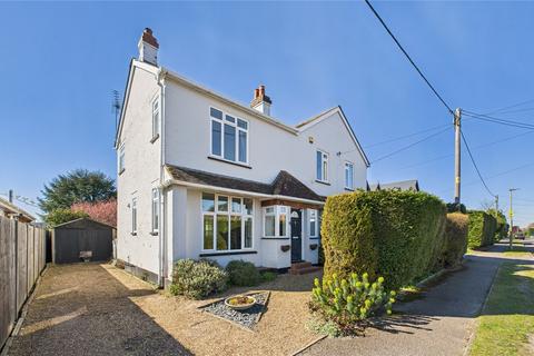 Junction Road, Surrey GU18 5 bed detached house for sale