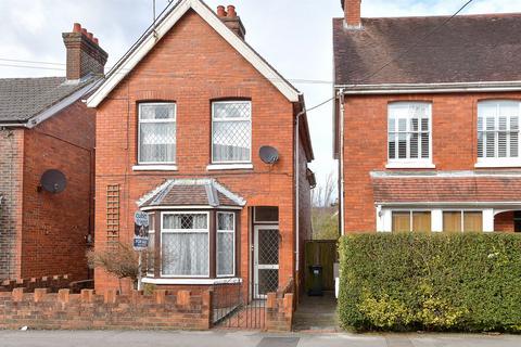 Spencers Road, West Green, Crawley... 2 bed detached house for sale