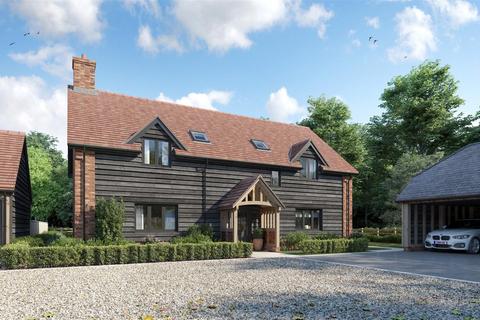 Common Mead Lane, Gillingham 4 bed detached house for sale