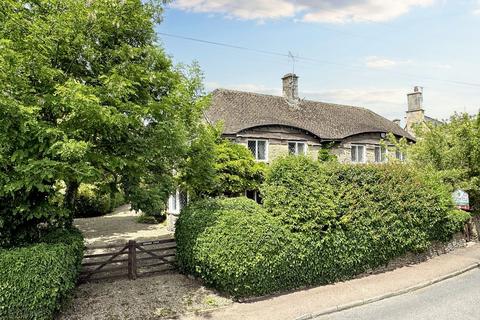 The Street, Badminton GL9 3 bed detached house for sale