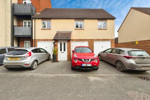 Lancaster Way, Ashford 2 bed house for sale