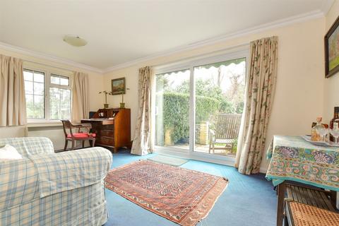 Elms Court, Bembridge PO35 1 bed semi