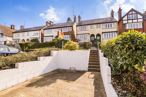 Chesham,  Buckingahamshire,  HP5 3 bed semi