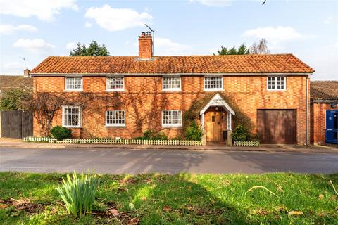 High Street, Riseley, Bedfordshire, MK44 4 bed detached house for sale