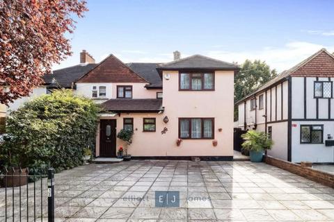 4 bedroom semi-detached house for sale