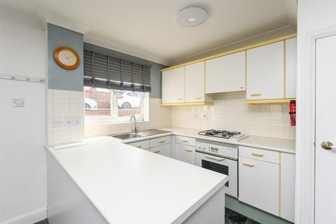 Carpenters Close, Rochester ME1 1 bed semi