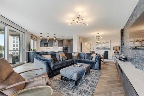 2 Kensal Drive, Manchester M20 2 bed apartment for sale